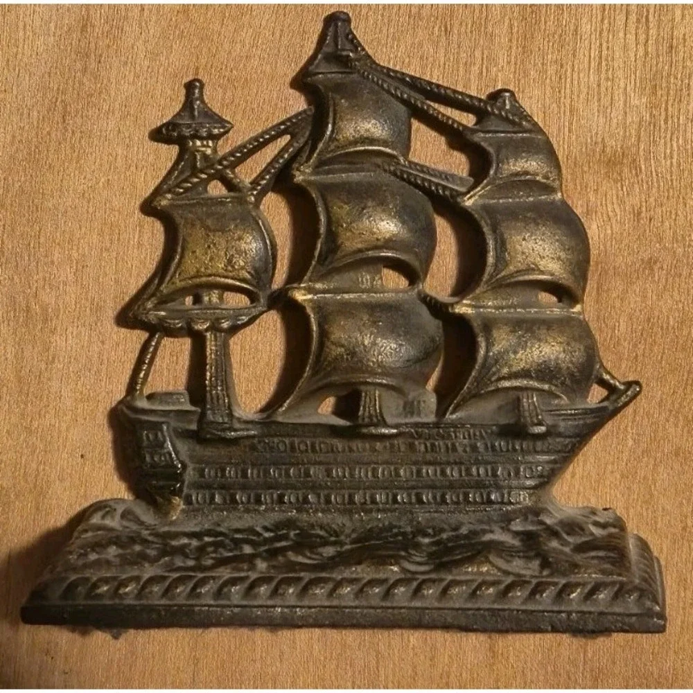 Cast‎ Metal Sailing Ship Bookend Nautical Decor Heavy Single Maritime